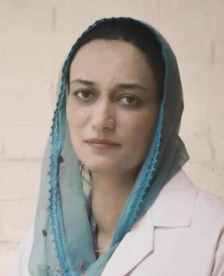 DR. UNAIZA SYED